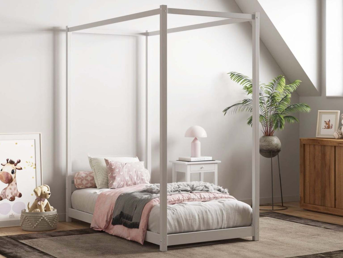white princess 4 poster bed