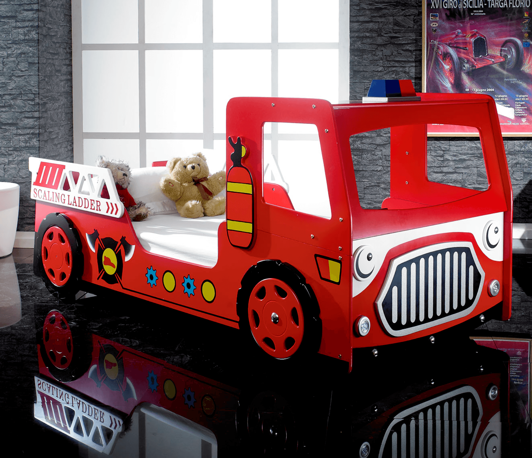 fire engine red bed